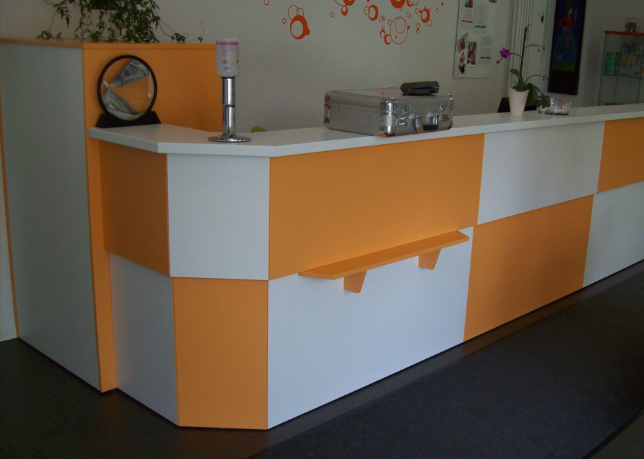 Möbel für Praxen Möbel-Design Rosch GmbH